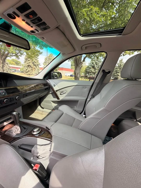 2004 BMW E60 545i & 550i Sedan - Image 9 of 10