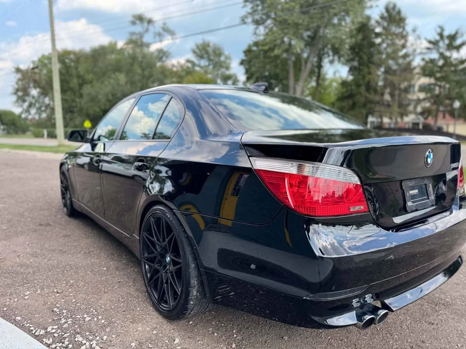 2004 BMW E60 545i & 550i Sedan - Image 4 of 16
