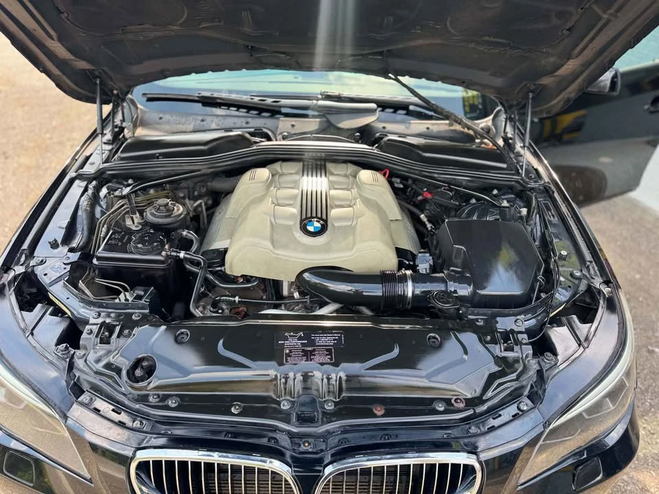 2004 BMW E60 545i & 550i Sedan - Image 16 of 16