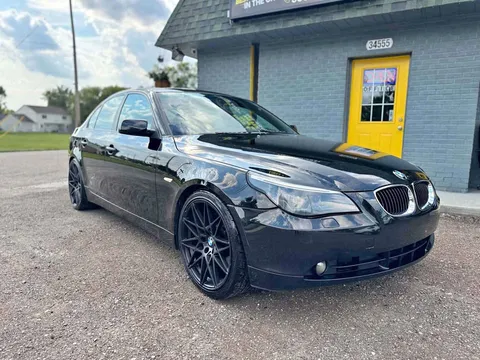 2004 BMW 5 Series 545i Sedan 4D