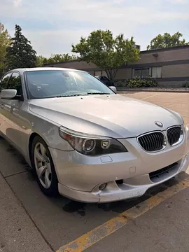 2004 BMW 5 Series 545i Sedan