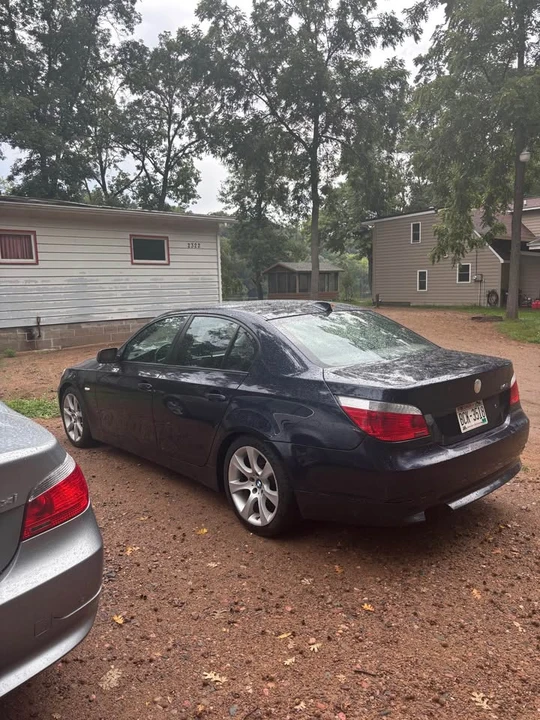 2004 BMW E60 545i & 550i Sedan - Image 4 of 5