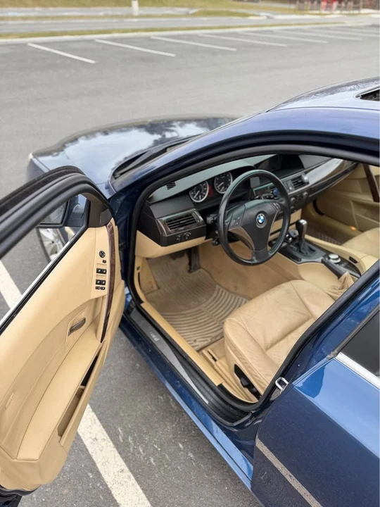 2004 BMW E60 545i & 550i Sedan - Image 7 of 8