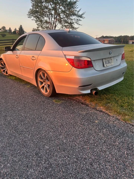 2004 BMW E60 545i & 550i Sedan - Image 3 of 6
