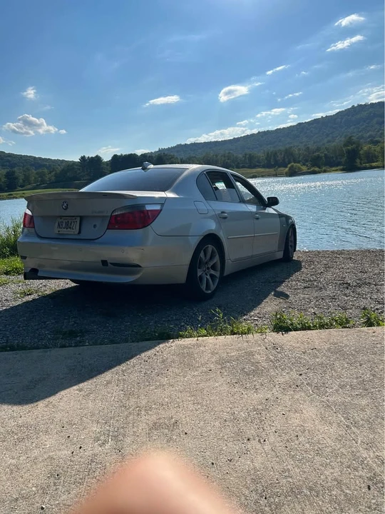 2004 BMW E60 545i & 550i Sedan - Image 4 of 6