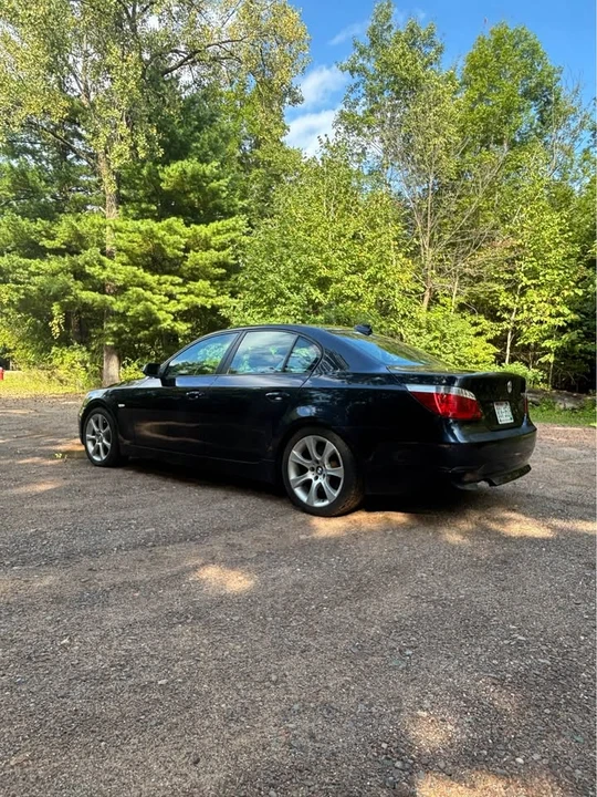 2004 BMW E60 545i & 550i Sedan - Image 3 of 17