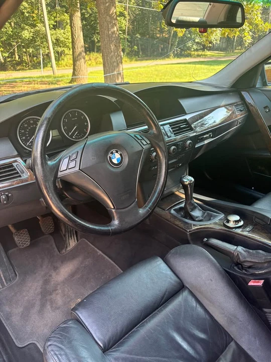 2004 BMW E60 545i & 550i Sedan - Image 16 of 17