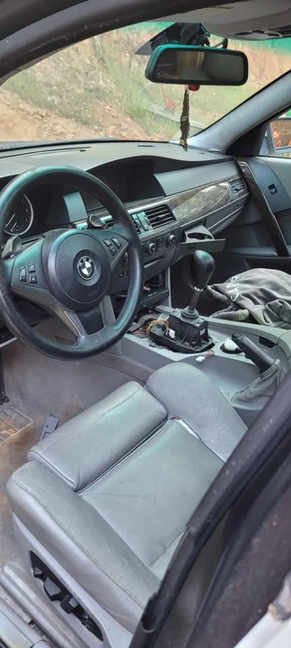 2004 BMW E60 545i & 550i Sedan - Image 4 of 4