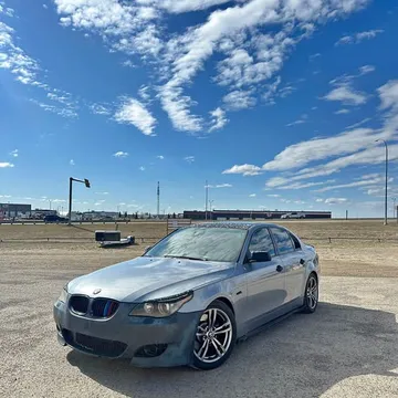 2004 BMW 545i