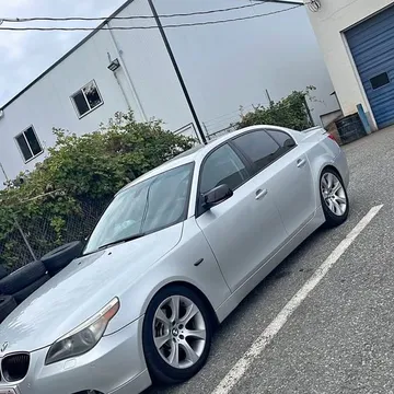 2004 BMW 545i
