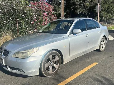 2004 BMW 5 Series