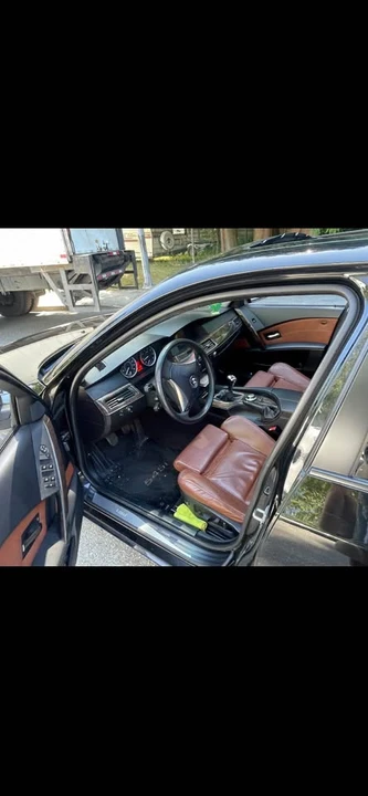 2004 BMW E39 5 Series - Image 2 of 5