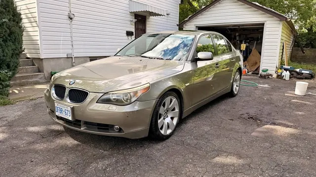 2004 BMW 5 Series 530i