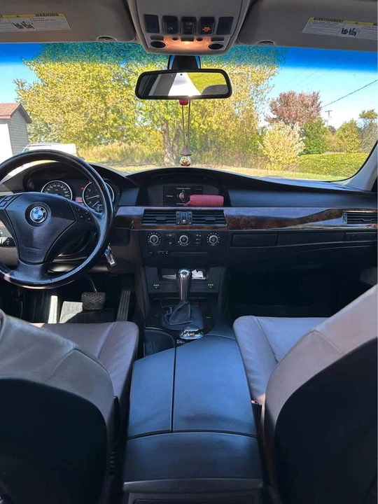 2004 BMW E60 5 Series Sedan - Image 11 of 13