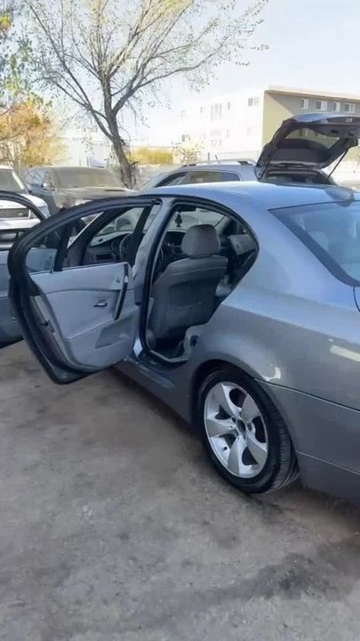 2004 BMW E39 5 Series - Image 2 of 2
