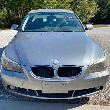 2004 BMW 5 Series 525i