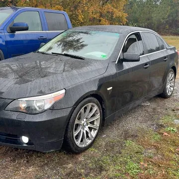2004 BMW 525i Sedan