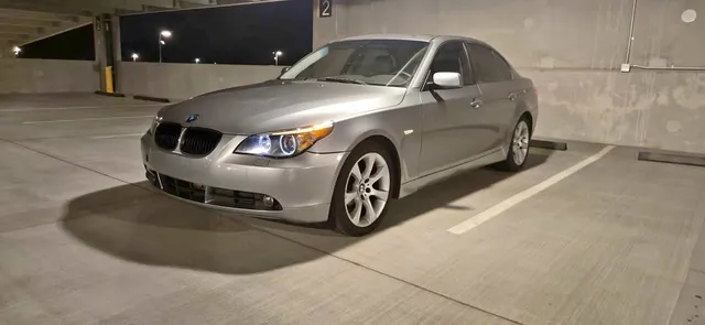 2004 BMW 525i Sedan