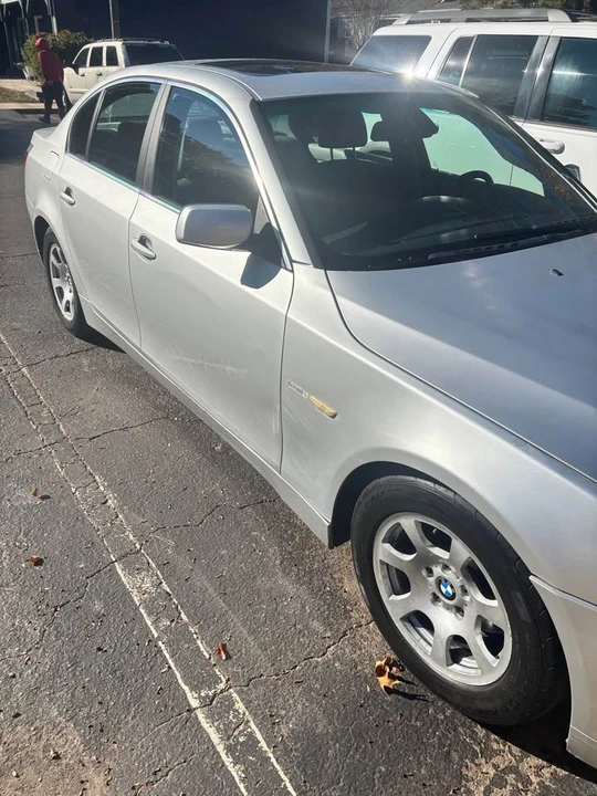 2004 BMW E60 5 Series Sedan - Image 2 of 8