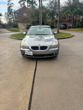 2004 BMW 525i Sedan