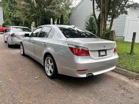 2004 BMW 5 Series 525i Sedan