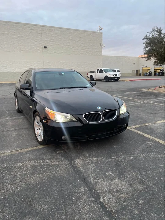 2004 BMW E60 5 Series Sedan - Image 2 of 8