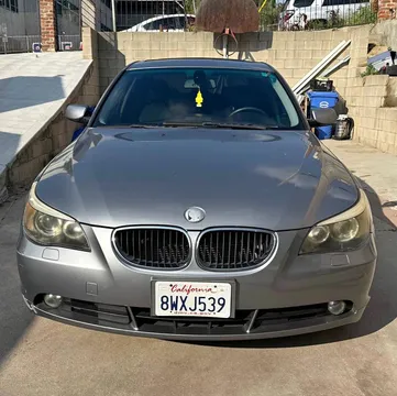 2004 BMW 525i
