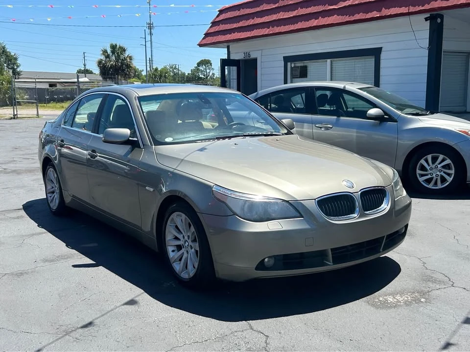 2004 BMW E60 5 Series Sedan - Image 2 of 10