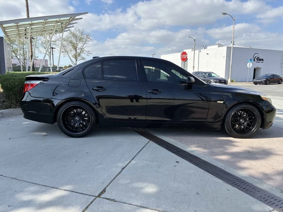 2004 BMW E60 5 Series Sedan - Image 2 of 15