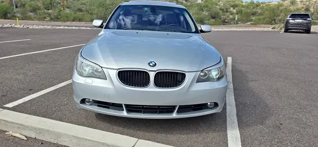 2004 BMW 530i Sedan