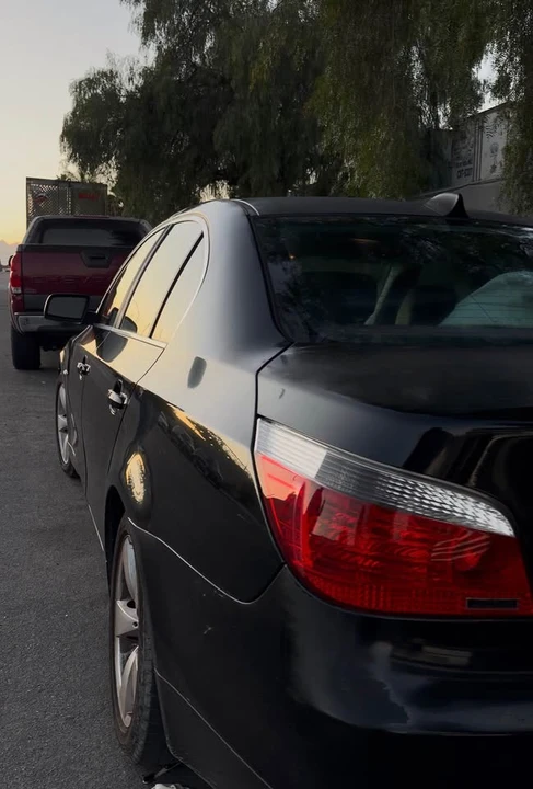 2004 BMW E60 5 Series Sedan - Image 2 of 2
