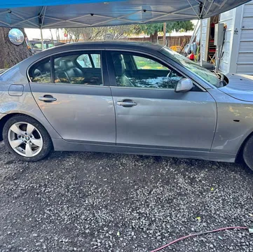 2004 BMW 530i Sedan