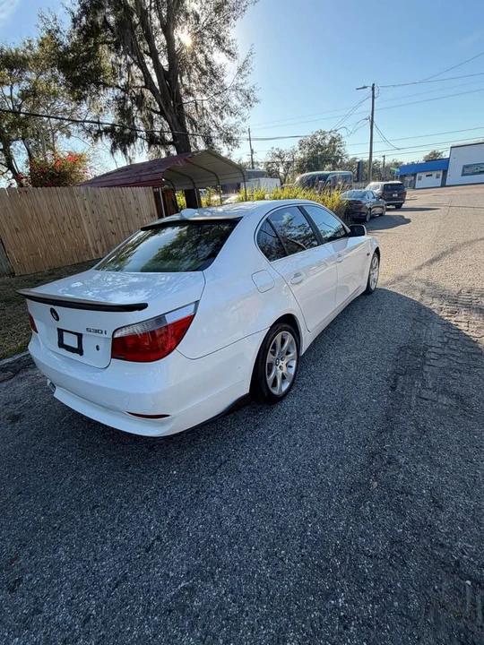 2004 BMW E60 5 Series Sedan - Image 9 of 10