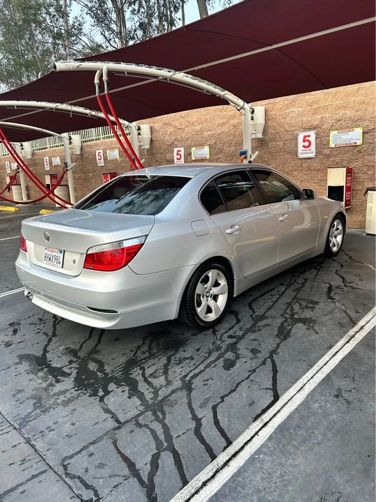 2004 BMW E60 5 Series Sedan - Image 2 of 2