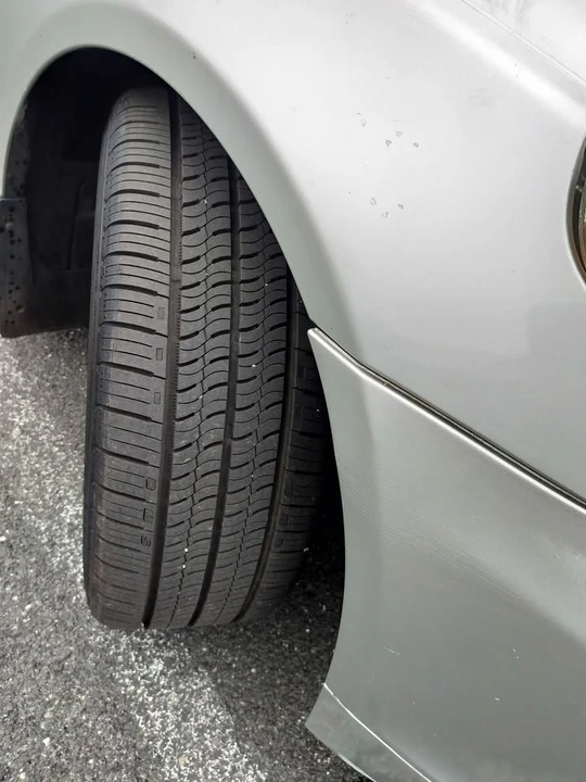 2004 BMW E60 5 Series Sedan - Image 2 of 20