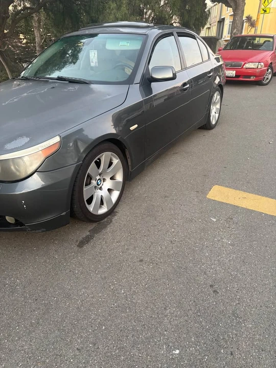 2004 BMW E60 5 Series Sedan - Image 2 of 5
