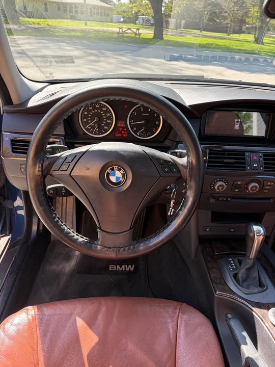 2004 BMW E60 5 Series Sedan - Image 11 of 18