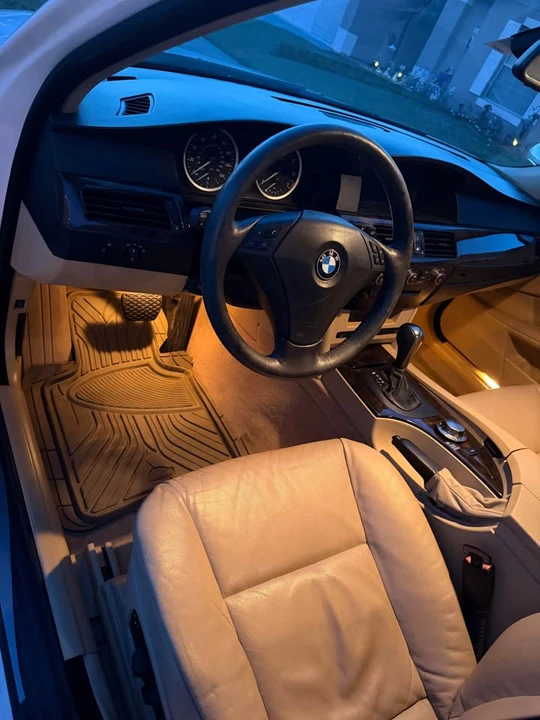 2004 BMW E60 5 Series Sedan - Image 8 of 10