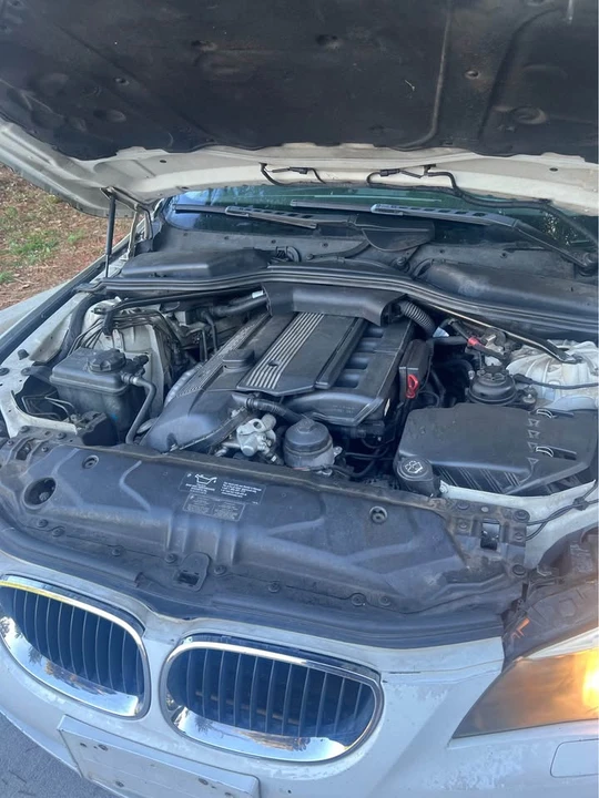 2004 BMW E60 5 Series Sedan - Image 5 of 6