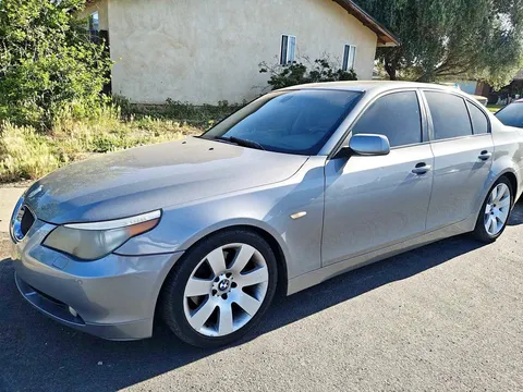 2004 BMW 5 Series 530i Sedan