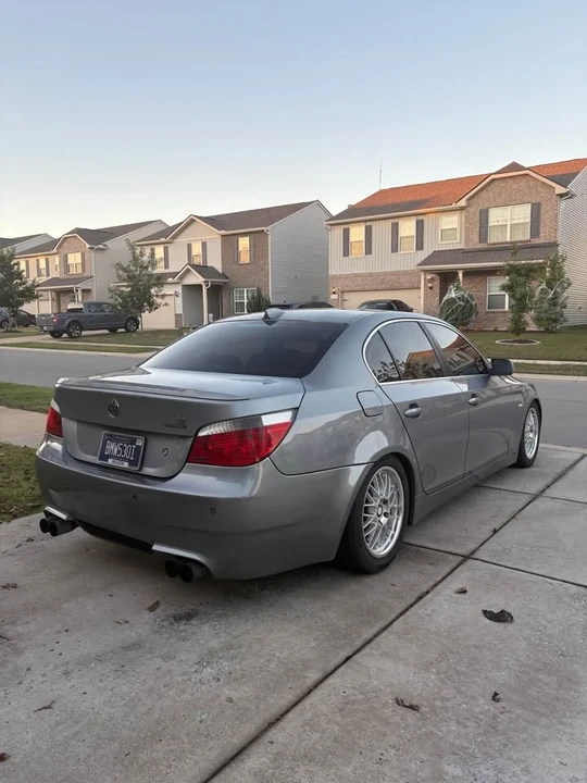 2004 BMW E60 5 Series Sedan - Image 2 of 5