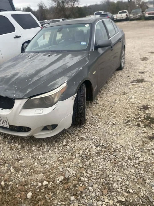 2004 BMW E60 5 Series Sedan - Image 2 of 4