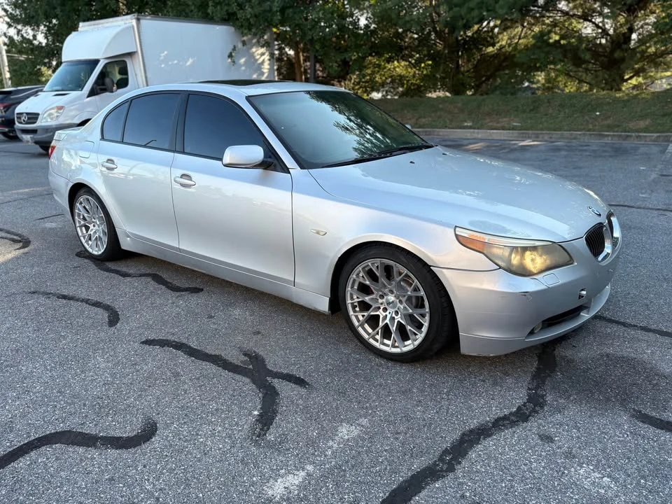 2004 BMW E60 545i & 550i Sedan - Image 2 of 9