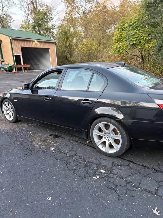 2004 BMW E60 545i & 550i Sedan - Image 10 of 13