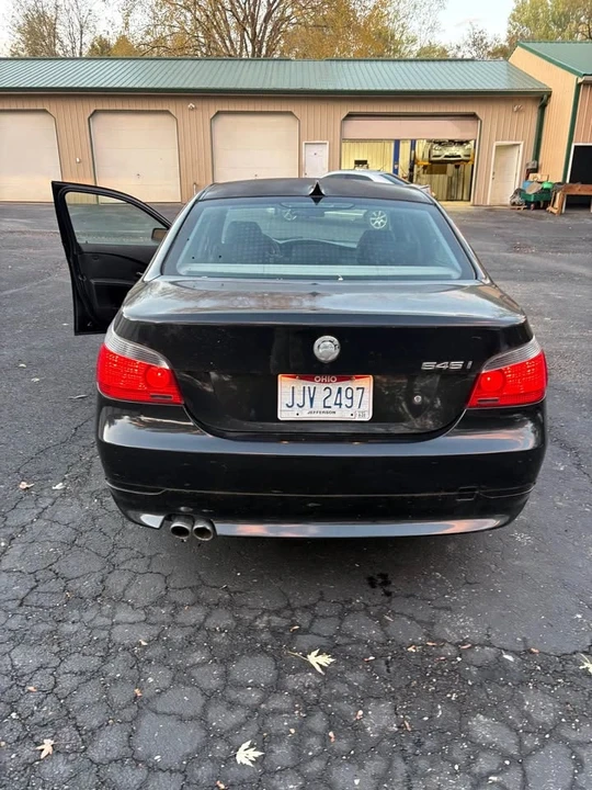 2004 BMW E60 545i & 550i Sedan - Image 3 of 13