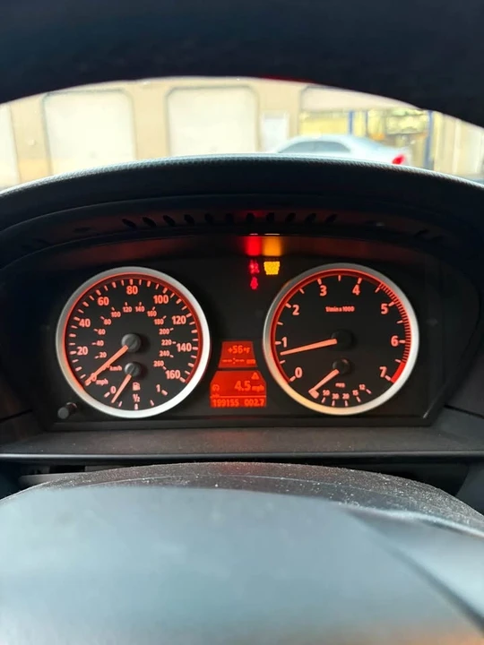 2004 BMW E60 545i & 550i Sedan - Image 6 of 13