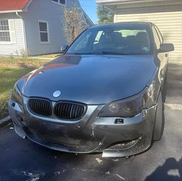 2004 BMW 5 Series 545i Sedan