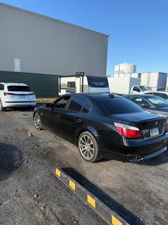 2004 BMW E60 545i & 550i Sedan - Image 4 of 5