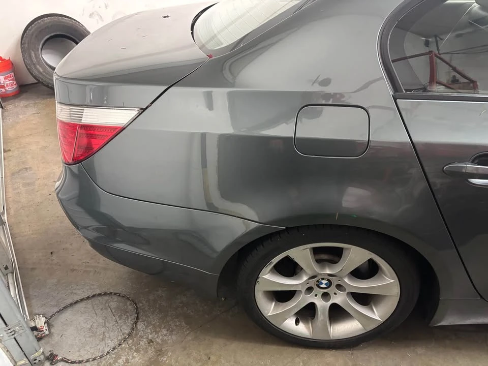 2004 BMW E60 545i & 550i Sedan - Image 3 of 6