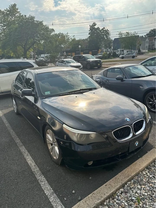 2004 BMW E60 545i & 550i Sedan - Image 5 of 6